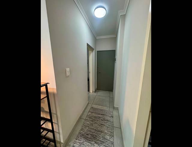 2 BEDROOM APARTMENT FOR SALE IN BRENTWOOD